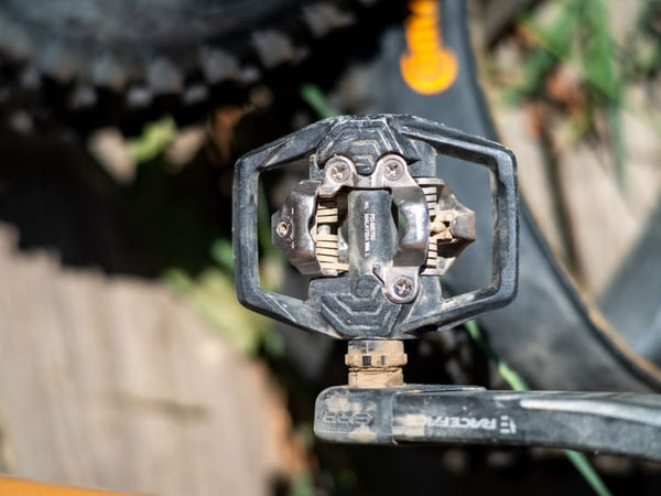 BIKE FITTING - ROAD & MTB w/FLAT PEDALS